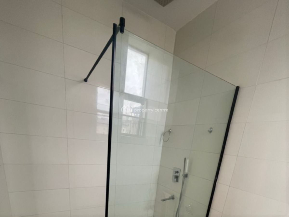 Executive 2 Bedroom Apartment + Pool & Gym -- High Yield, Oniru, Victoria Island (vi), Lagos, Flat / Apartment for Sale