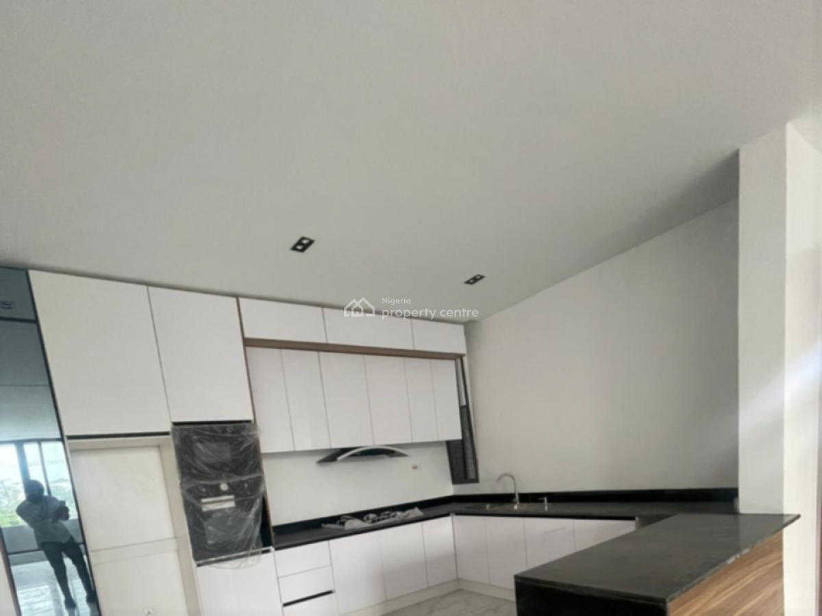 Executive 2 Bedroom Apartment + Pool & Gym -- High Yield, Oniru, Victoria Island (vi), Lagos, Flat / Apartment for Sale