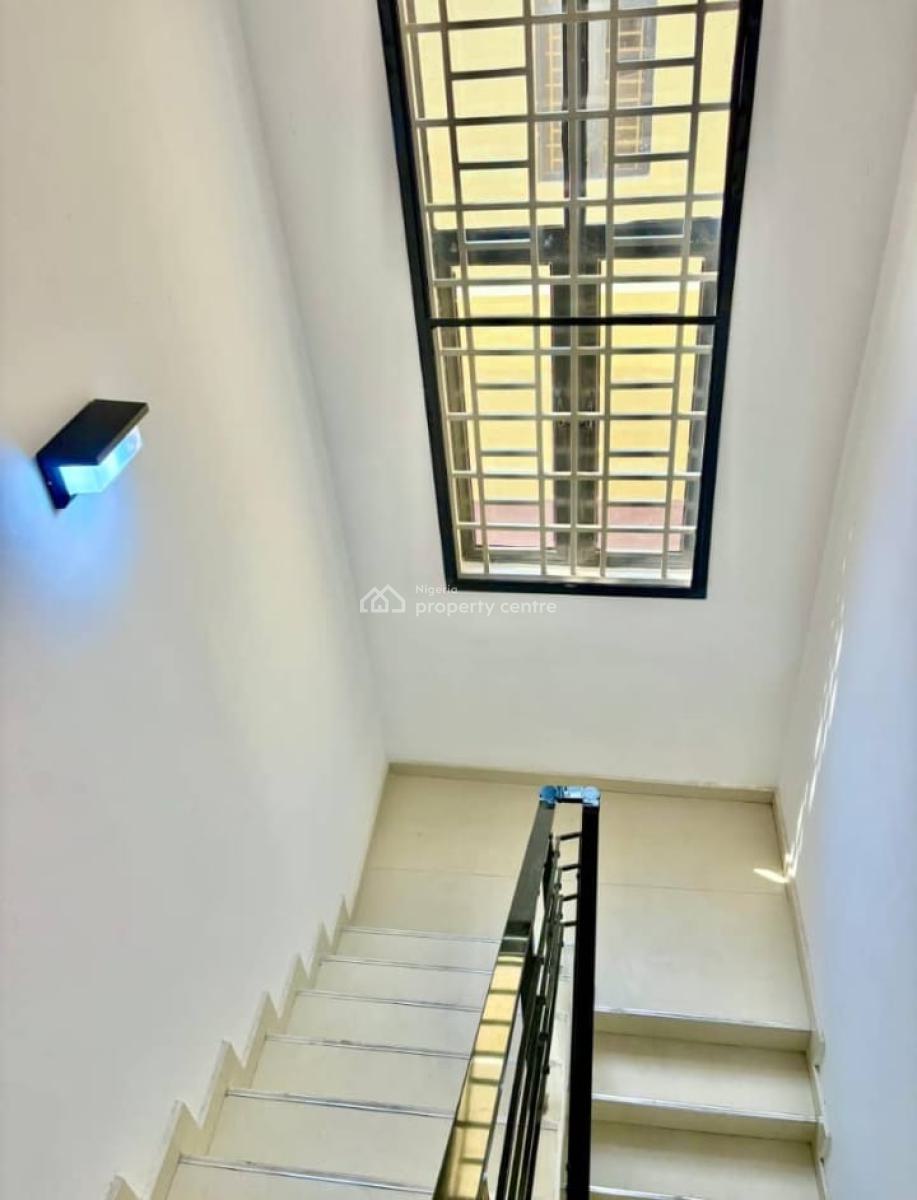 Brand New and Serviced 4 Bedroom En-suite Semi-detached Duplex with an, Abraham Adesanya Ogombo Road, Ajah, Lagos, Semi-detached Duplex for Rent