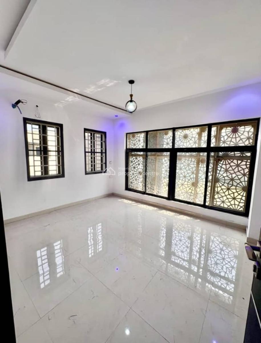 Brand New and Serviced 4 Bedroom En-suite Semi-detached Duplex with an, Abraham Adesanya Ogombo Road, Ajah, Lagos, Semi-detached Duplex for Rent