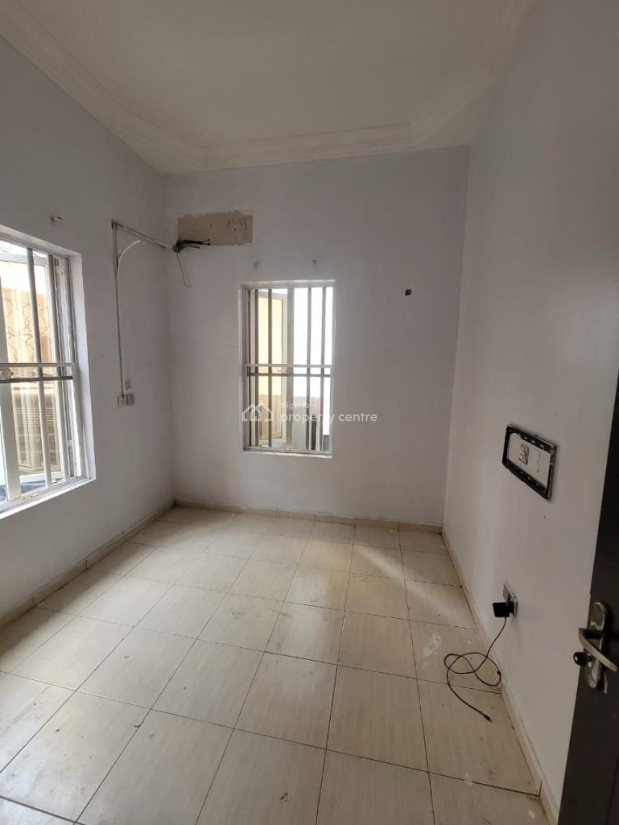 Spacious 4 Bedroom House with Children Playground, Ikota, Lekki, Lagos, Terraced Duplex for Rent