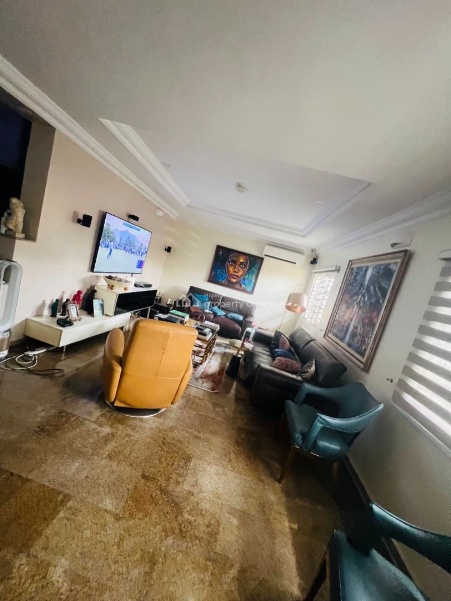 Standard 4bedroom, Lekki Phase 1, Lekki, Lagos, Semi-detached Duplex for Rent