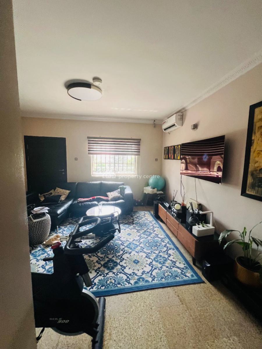 Standard 4bedroom, Lekki Phase 1, Lekki, Lagos, Semi-detached Duplex for Rent