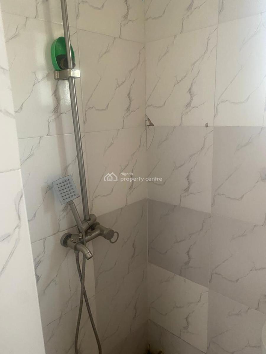 a Nice Self Contain, Lekki, Lagos, Flat / Apartment for Rent