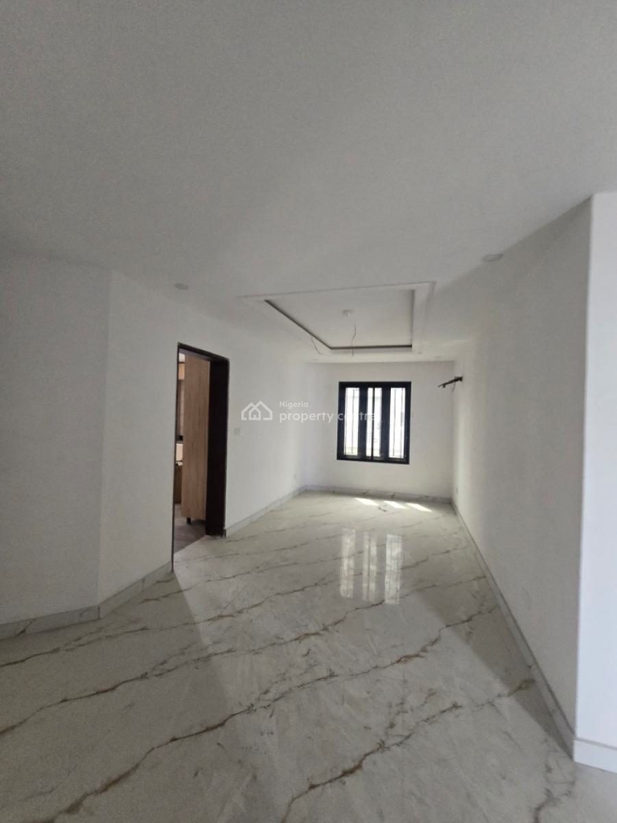 Well Finished 8 Units of 3 Bedroom Flat with a Room Bq, Lekki Phase 1, Lekki, Lagos, Flat / Apartment for Rent