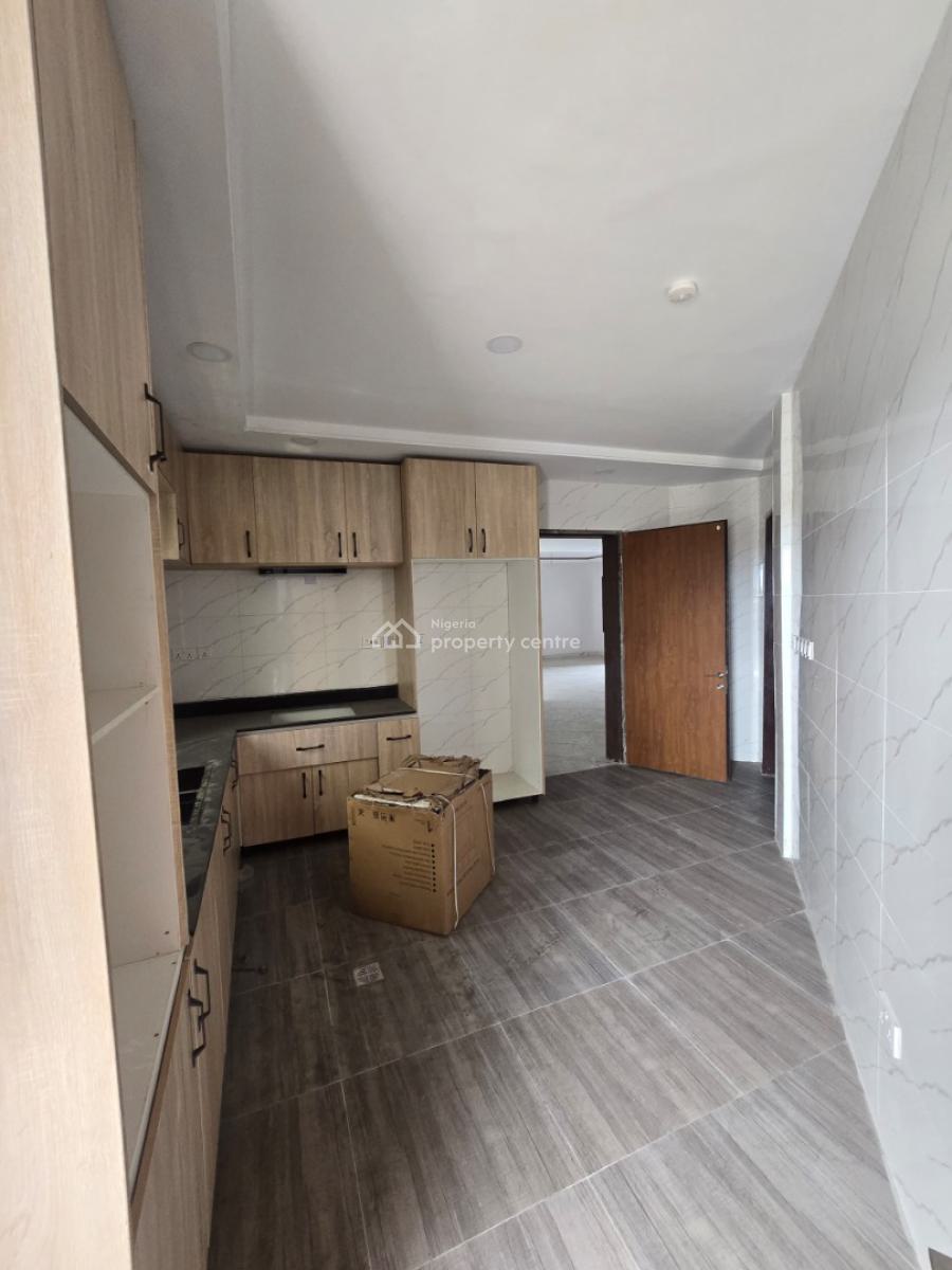 Well Finished 8 Units of 3 Bedroom Flat with a Room Bq, Lekki Phase 1, Lekki, Lagos, Flat / Apartment for Rent