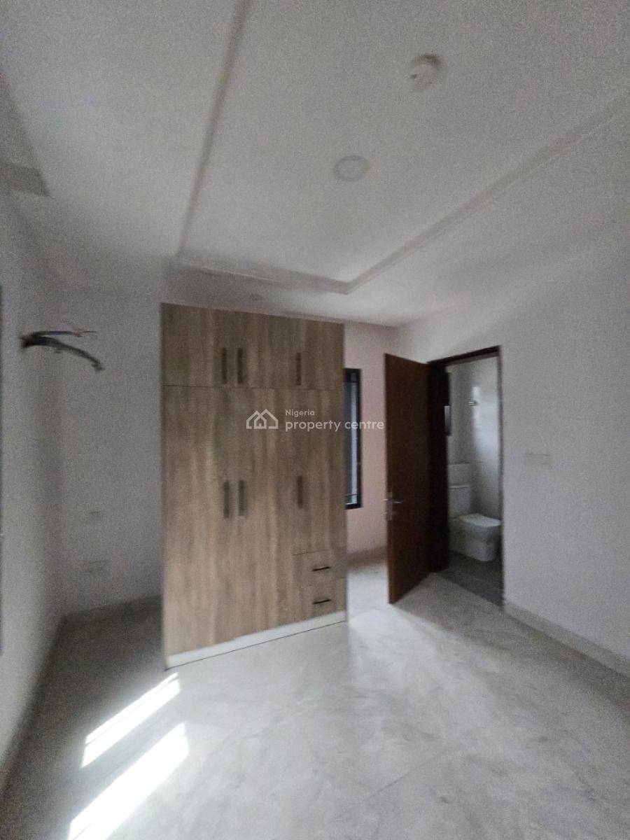 Well Finished 8 Units of 3 Bedroom Flat with a Room Bq, Lekki Phase 1, Lekki, Lagos, Flat / Apartment for Rent