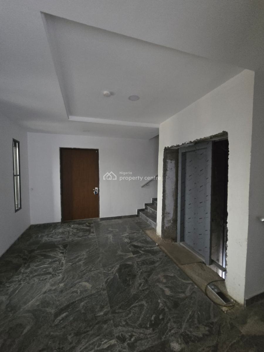 Well Finished 8 Units of 3 Bedroom Flat with a Room Bq, Lekki Phase 1, Lekki, Lagos, Flat / Apartment for Rent