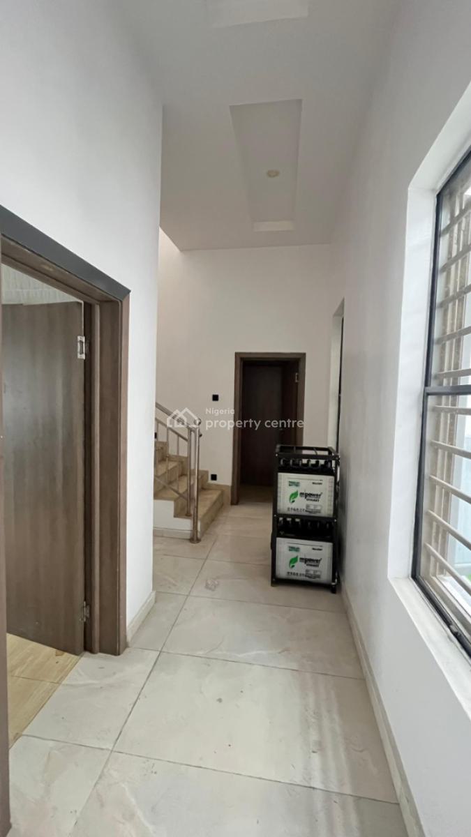 Luxuriously Built 5 Bedroom Duplex with Bq, Luxurious Family Home in a Gated Estate, Chevron, Lekki, Lagos, Detached Duplex for Sale