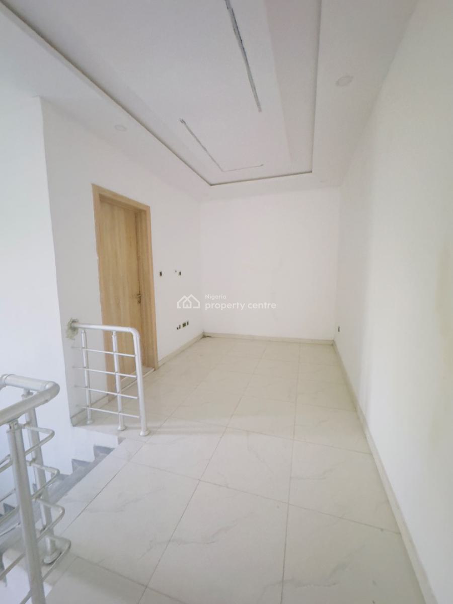 Spacious 4bedroom Semi- Detached +bq, Abraham Adesanya Ajah Lekki Lagos, Lekki, Lagos, Semi-detached Duplex for Sale