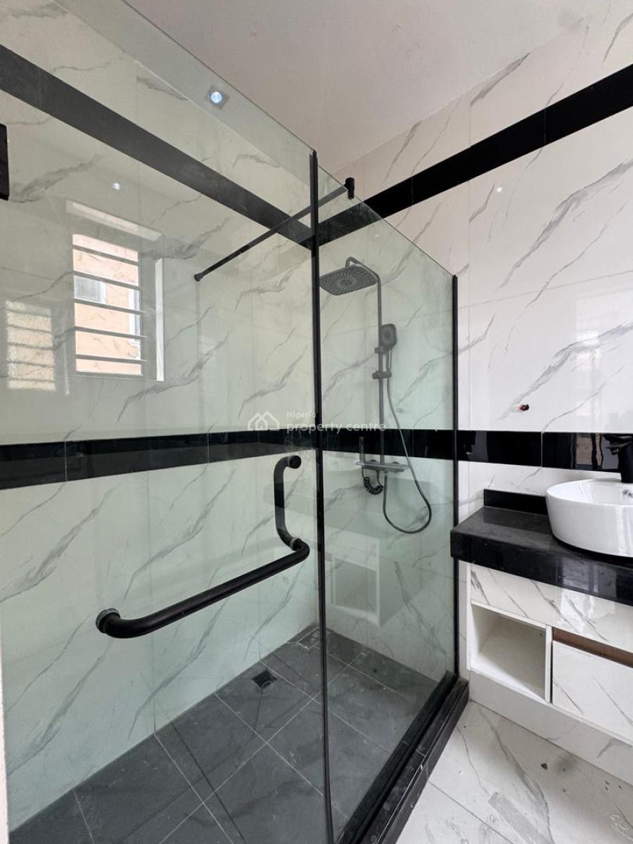 Luxury 2  Bedroom Apartment, Off Freedom Way, Lekki, Lekki, Lagos, Flat / Apartment for Sale