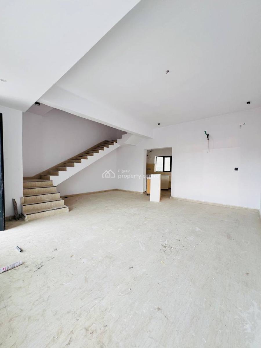Spacious and Luxury 3 Bedroom Maisonette, Luxury and Spacious 3bedroom Masionette Duplex in an Estate, Lekki Phase 1, Lekki, Lagos, Terraced Duplex for Sale