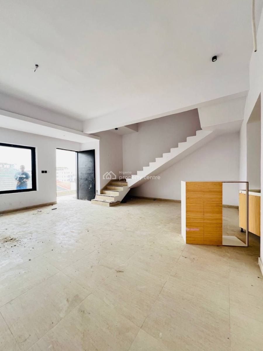 Spacious and Luxury 3 Bedroom Maisonette, Luxury and Spacious 3bedroom Masionette Duplex in an Estate, Lekki Phase 1, Lekki, Lagos, Terraced Duplex for Sale