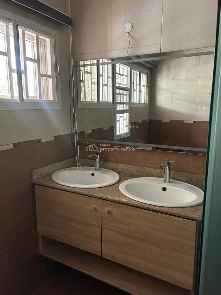 Lekkis Best: 4-bedroom Semi-detached Duplex, Lekki Phase 1, Lekki, Lagos, Detached Duplex for Rent
