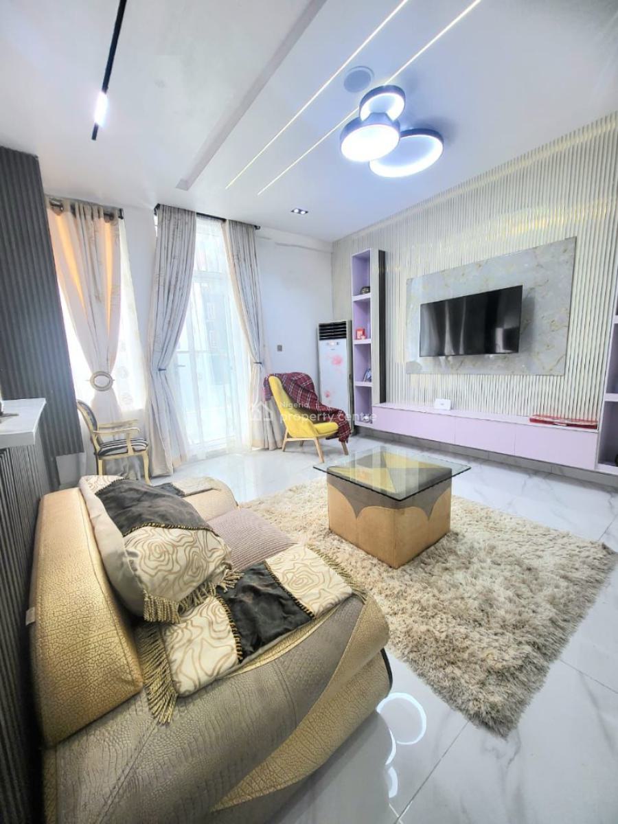 2-bedroom Apartment with Pool & Elevator, Off Freedomway, Lekki, Lagos, Flat / Apartment for Rent