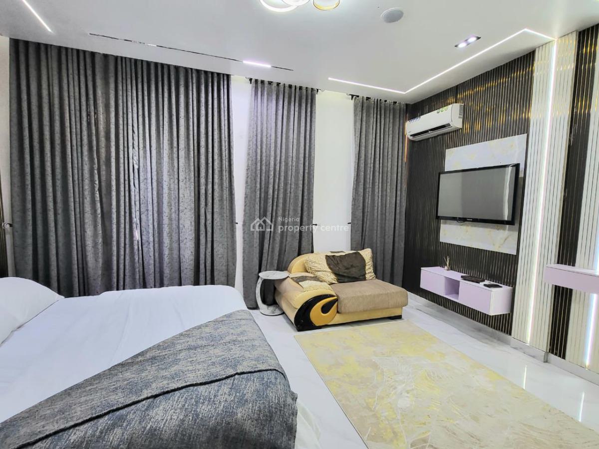 2-bedroom Apartment with Pool & Elevator, Off Freedomway, Lekki, Lagos, Flat / Apartment for Rent