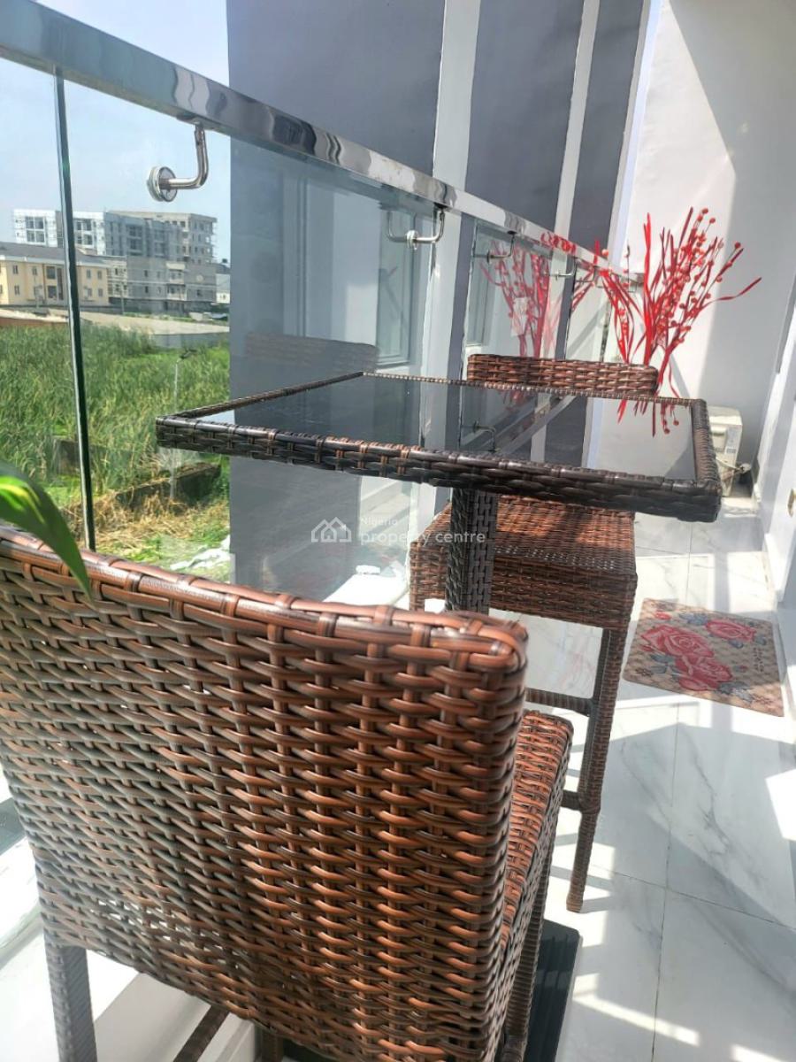 2-bedroom Apartment with Pool & Elevator, Off Freedomway, Lekki, Lagos, Flat / Apartment for Rent