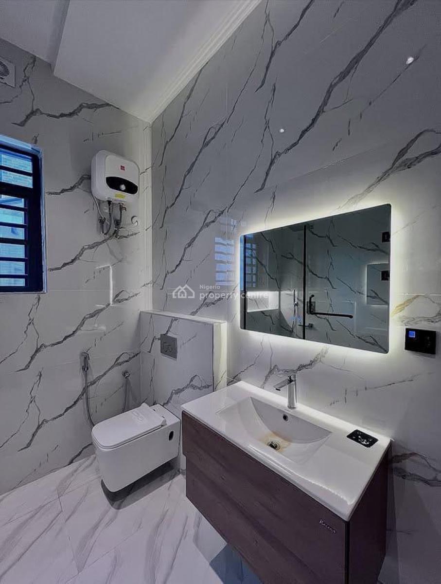 Luxurious 2bedroom Maisonette Penthouse, Lekki Phase 1, Lekki, Lagos, Flat / Apartment for Sale