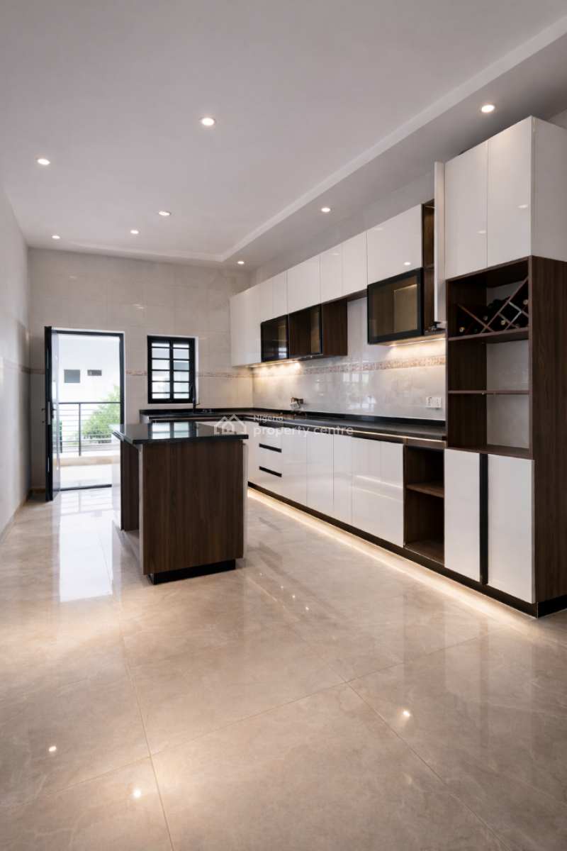 Luxury 3 Bedroom Flats with Bq & Two Living Rooms, Guzape Main, Guzape District, Abuja, Flat / Apartment for Sale