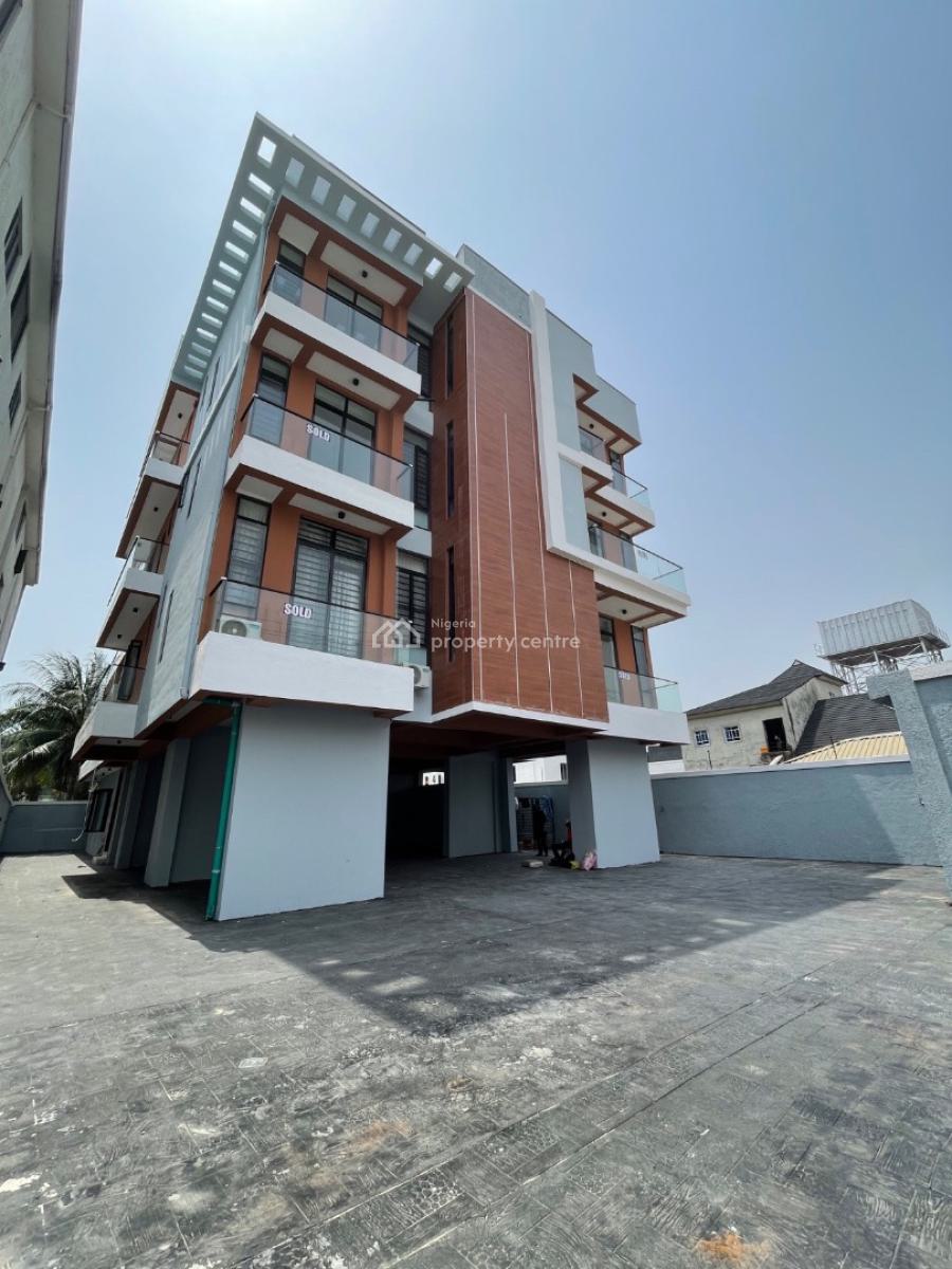 Wonderfully Finished 2 Bedroom Apartment in a Communal Living Space, Ologolo, Ologolo, Lekki, Lagos, Block of Flats for Sale