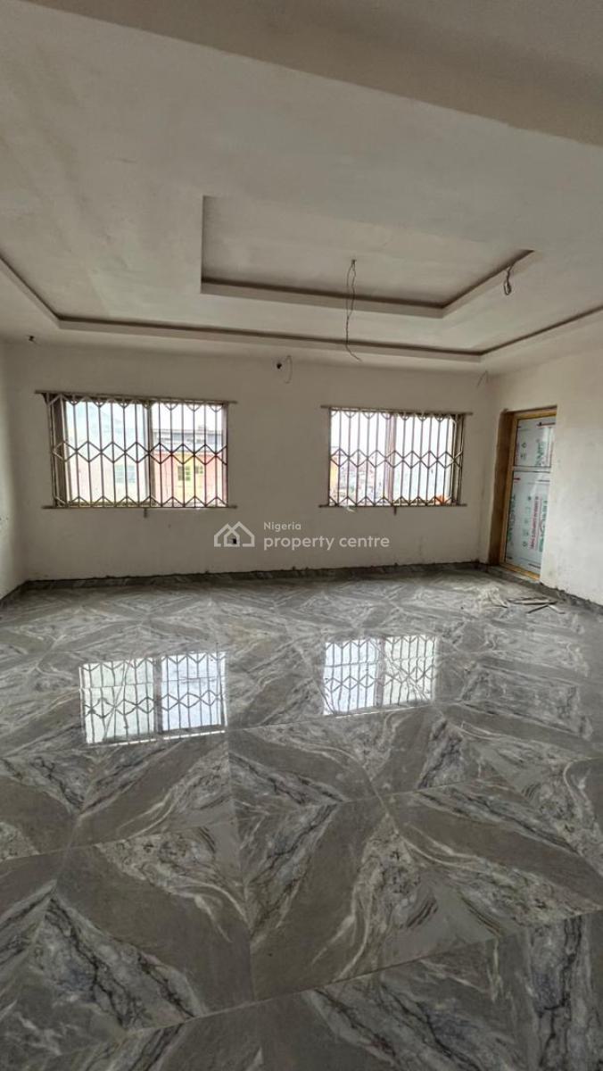 Renovated 3 Bedroom Flat, Off Ramat Crescent, Ogudu, Lagos, House for Rent