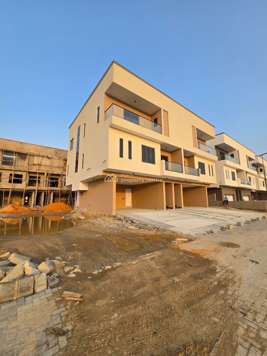 Exquisite 4-bedroom Semi-detached Duplex + Bq, Lekki Phase 1, Lekki, Lagos, Semi-detached Duplex for Sale