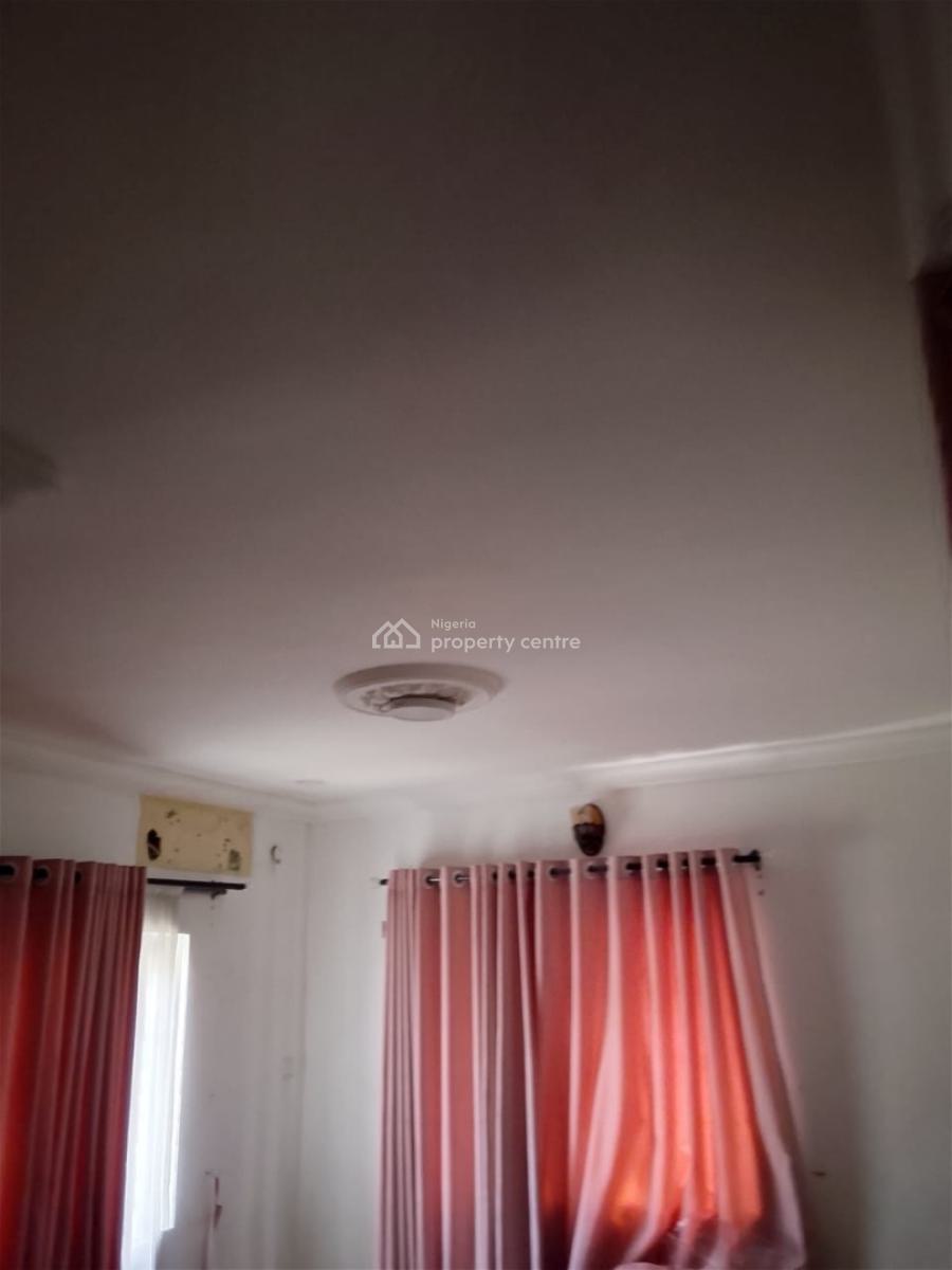 Commercial 3bedrooms Apartments, Lekki Phase 1, Lekki, Lagos, Office Space for Rent