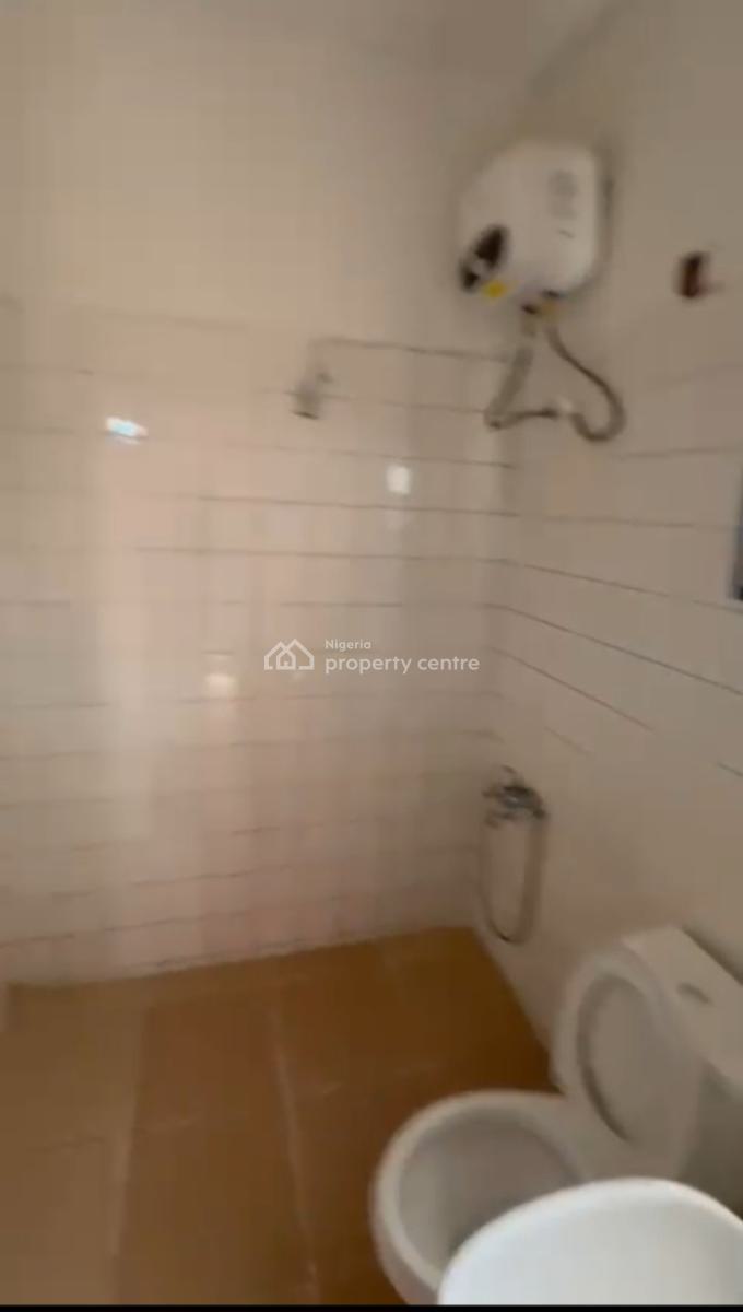 4 Bedroom Flat, 1st Floor , Tarred Rd, Area 8(tarred Rd), Garki, Abuja, Flat / Apartment for Rent