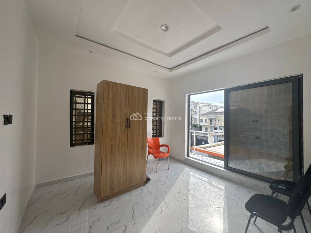 Block of Apartments, Ologolo, Lekki, Lagos, Flat / Apartment for Rent