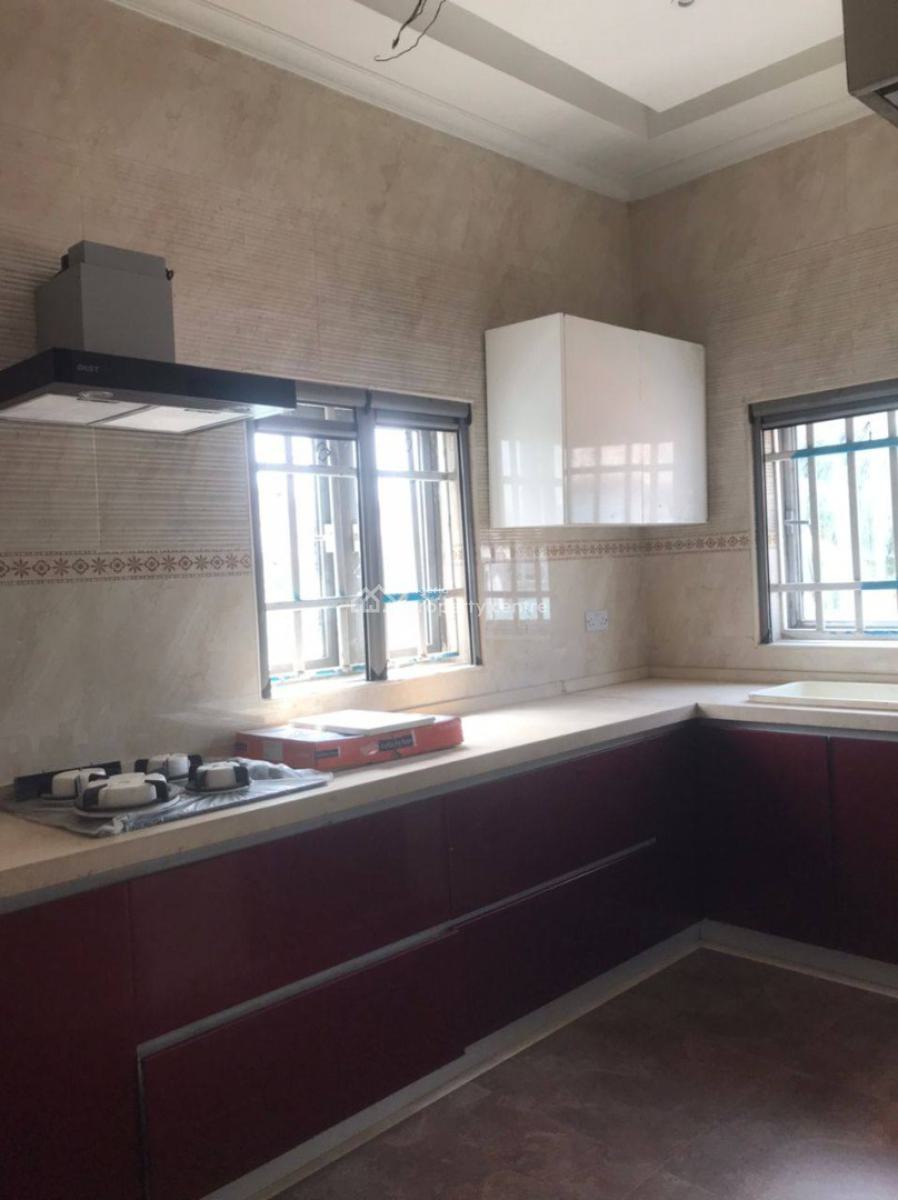 3 Bedroom Apartment with Bq, Lekki Phase 1, Lekki, Lagos, Flat / Apartment for Rent