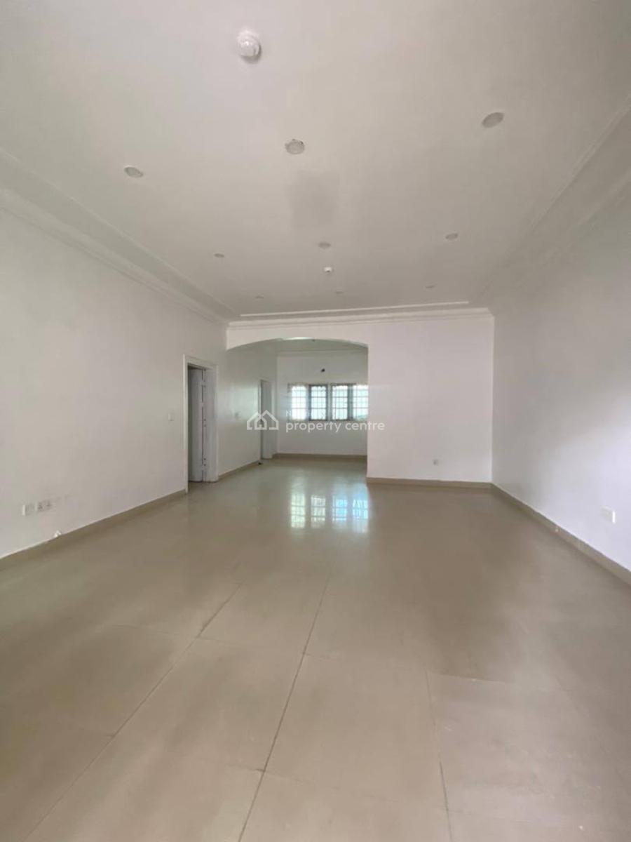 3 Bedroom Apartment with Bq, Lekki Phase 1, Lekki, Lagos, Flat / Apartment for Rent