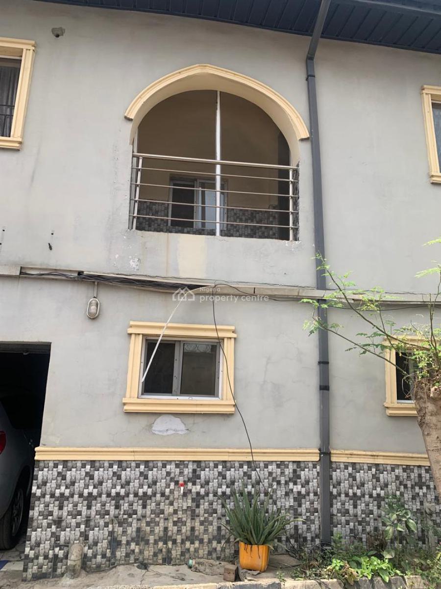 4 Bedroomduplex, Ire Akari, Isolo, Lagos, Semi-detached Duplex for Sale