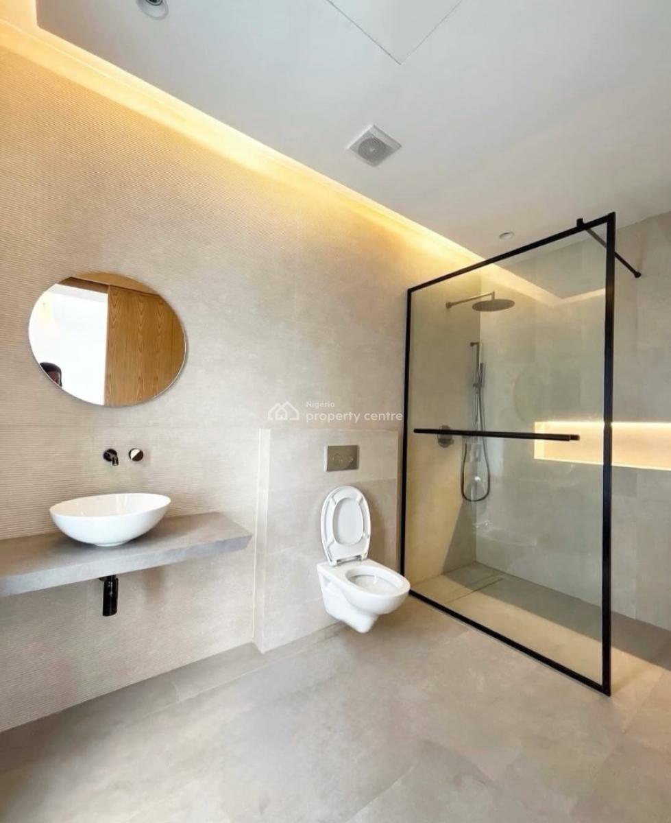 New and Serviced with 24/7 Power Supply 3 Bedroom En-suite Luxurious F, Ikoyi, Lagos, Flat / Apartment for Rent