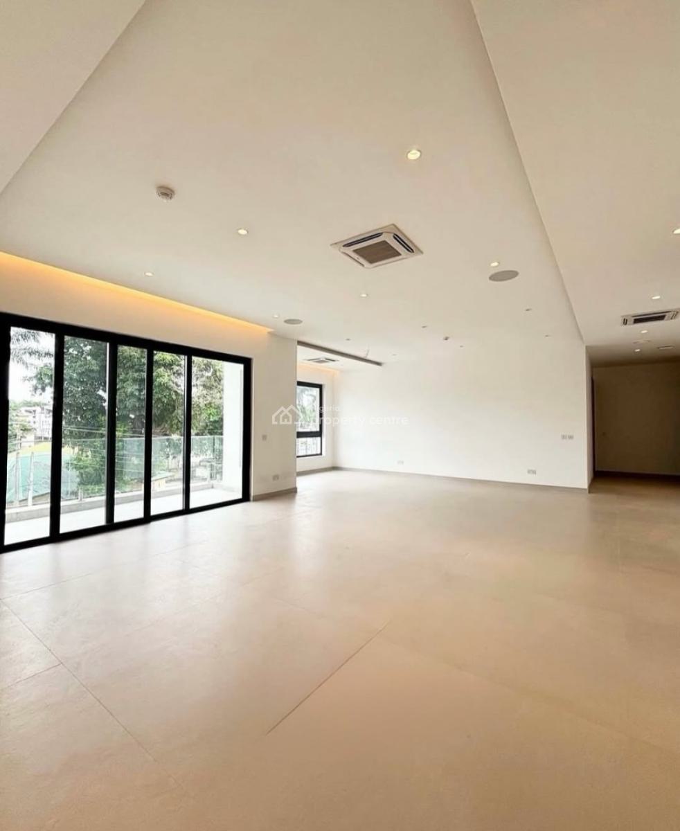 New and Serviced with 24/7 Power Supply 3 Bedroom En-suite Luxurious F, Ikoyi, Lagos, Flat / Apartment for Rent