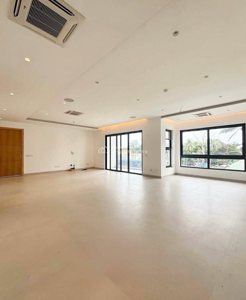 New and Serviced with 24/7 Power Supply 3 Bedroom En-suite Luxurious F, Ikoyi, Lagos, Flat / Apartment for Rent