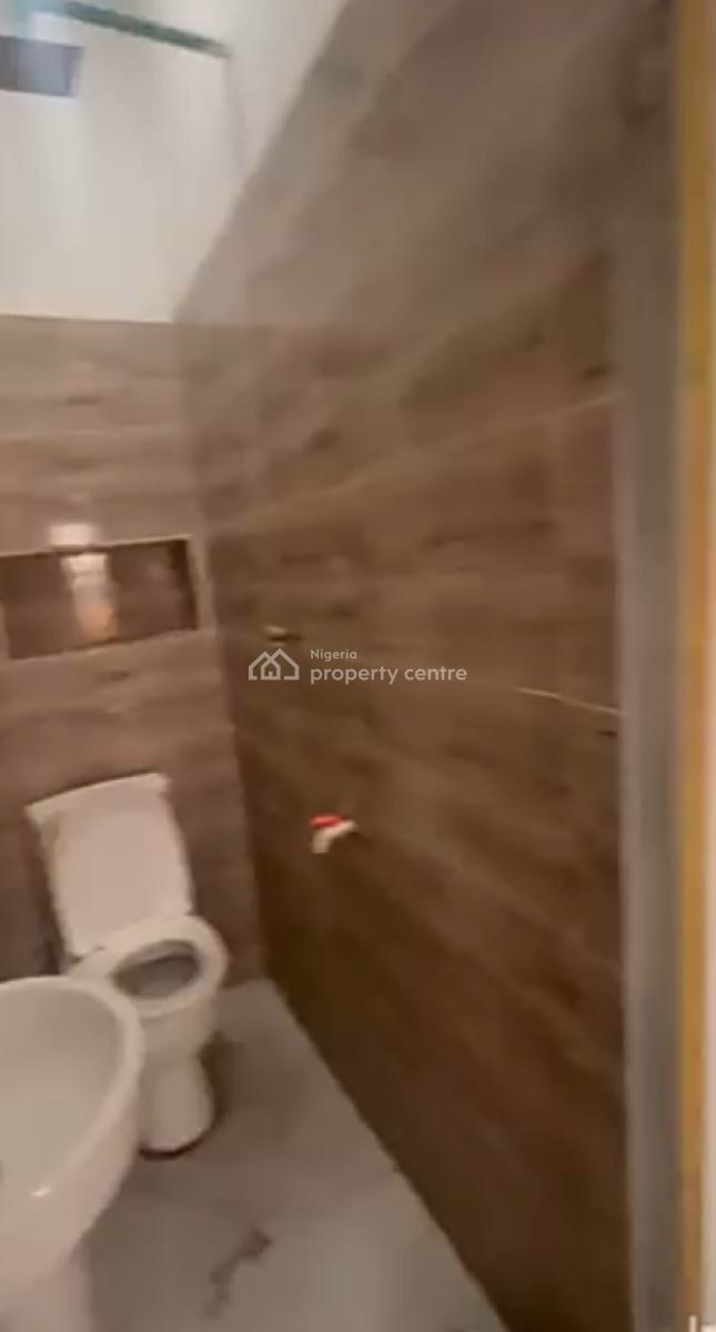 Newly Built and Spacious Room Selfcon { Video}, Orchid Road, Lekki, Lagos, Self Contain (single Rooms) for Rent