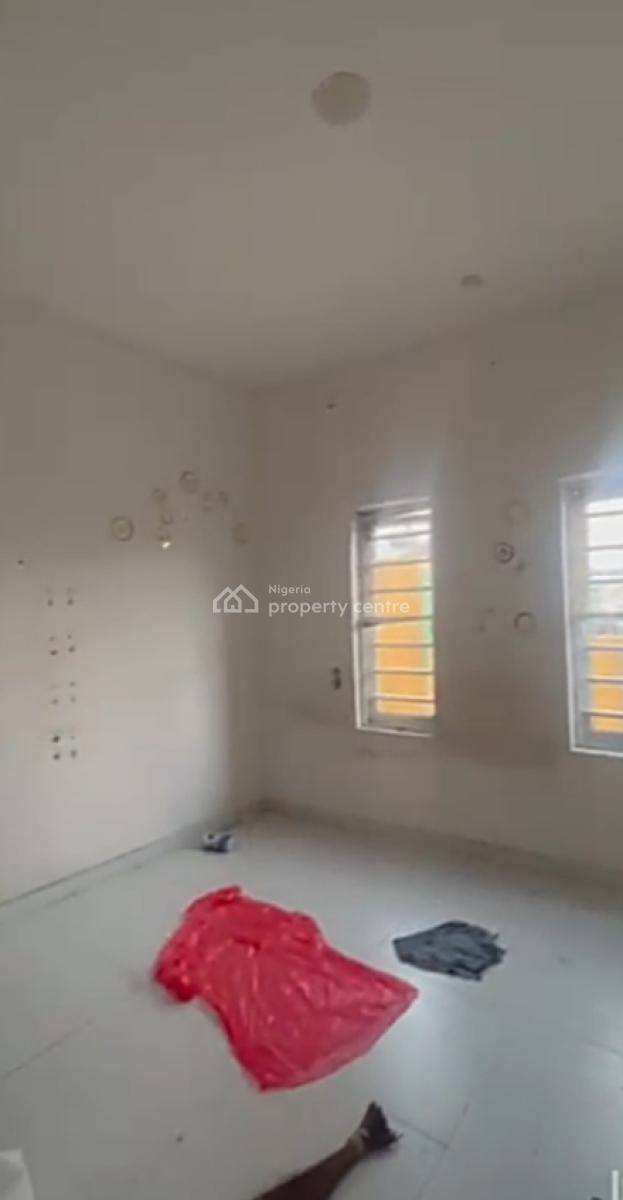 Newly Built and Spacious Room Selfcon { Video}, Orchid Road, Lekki, Lagos, Self Contain (single Rooms) for Rent