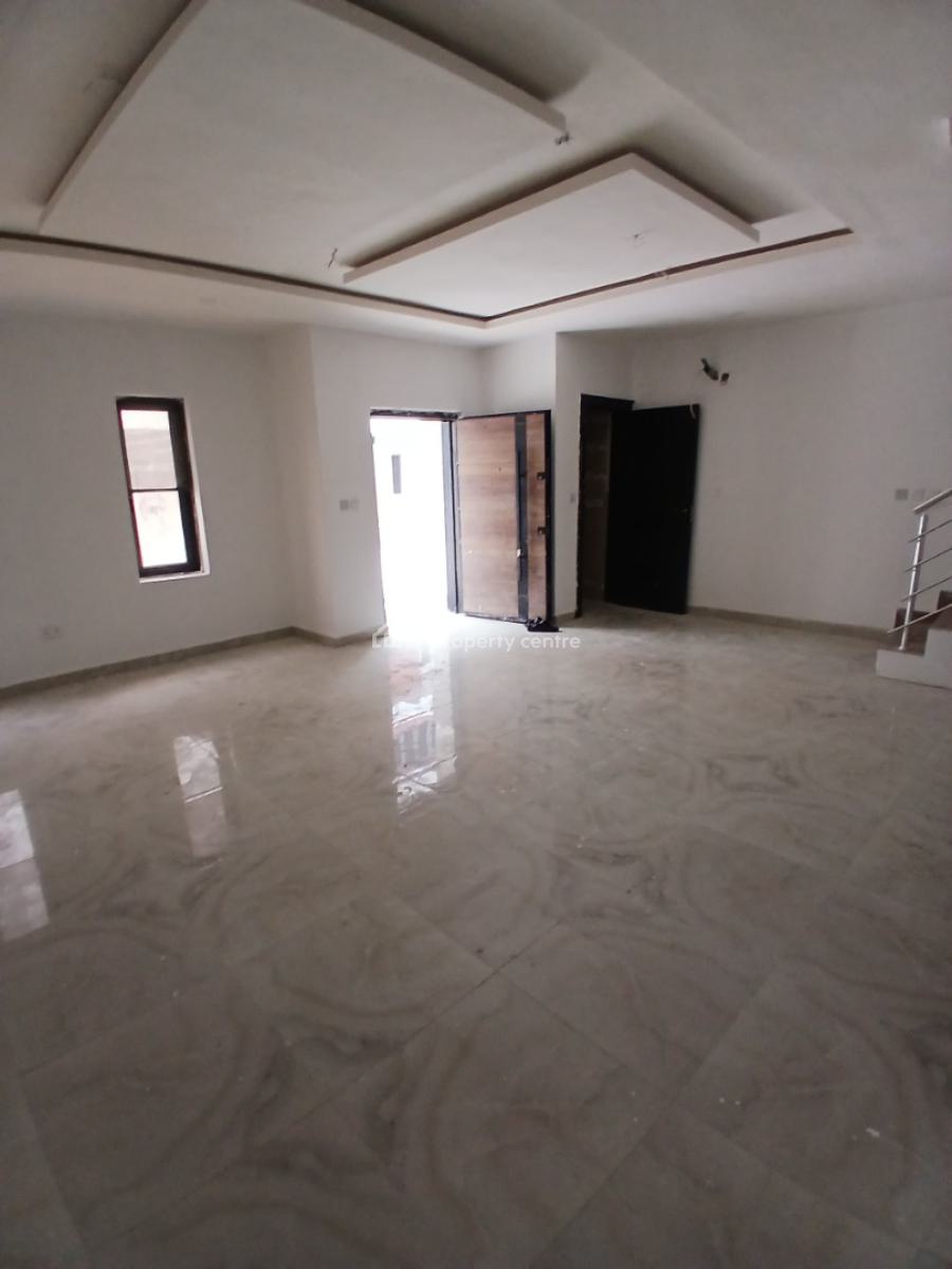 New and Serviced with 24/7 Power Supply 4 Bedroom En-suite Townhouse W, Ikate Elegushi, Lekki, Lagos, House for Sale
