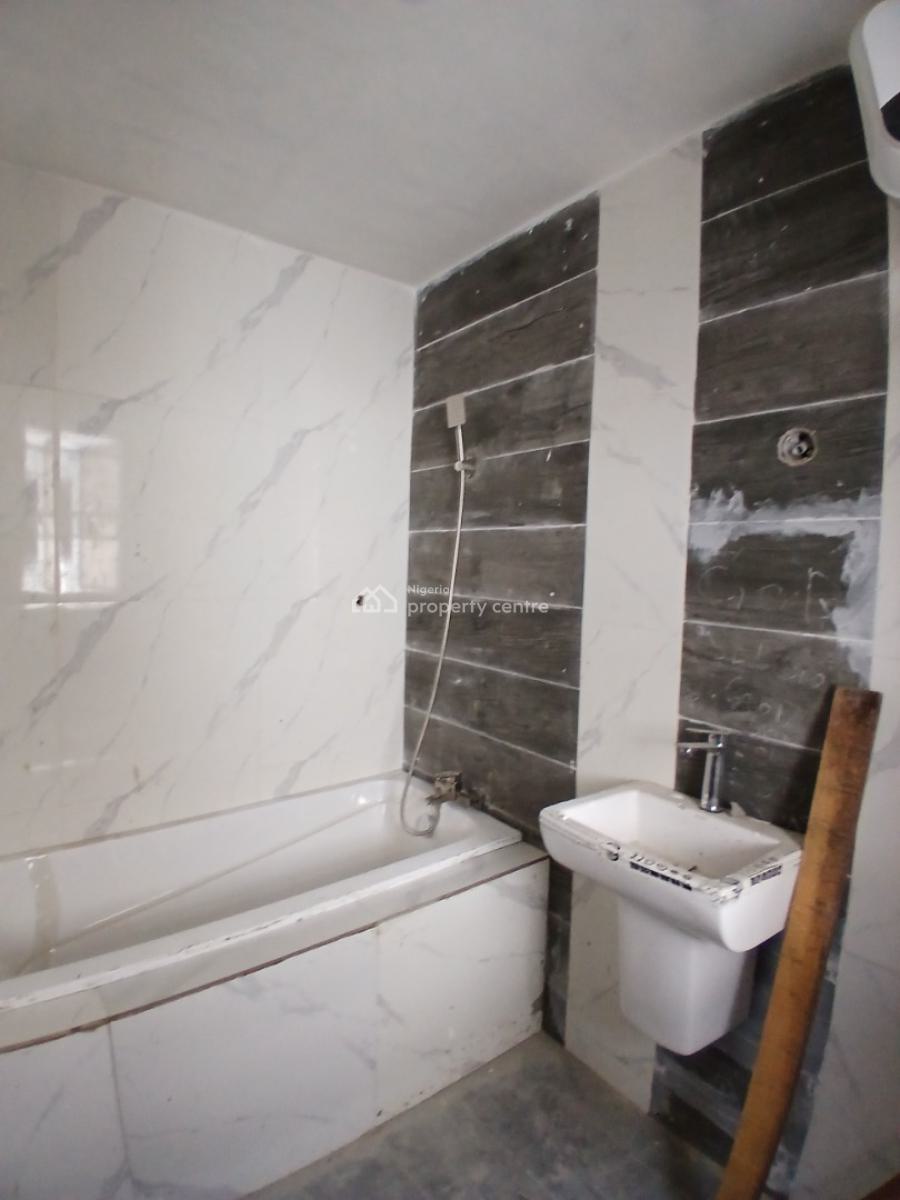 New and Serviced with 24/7 Power Supply 4 Bedroom En-suite Townhouse W, Ikate Elegushi, Lekki, Lagos, House for Sale