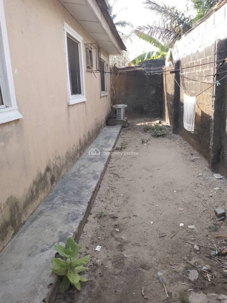 Full Plot of Land with 2 Bedroom Bungalow Setback, Prime Location Off Igbogbo Baiyeku Road, Igbogbo, Ikorodu, Lagos, Residential Land for Sale