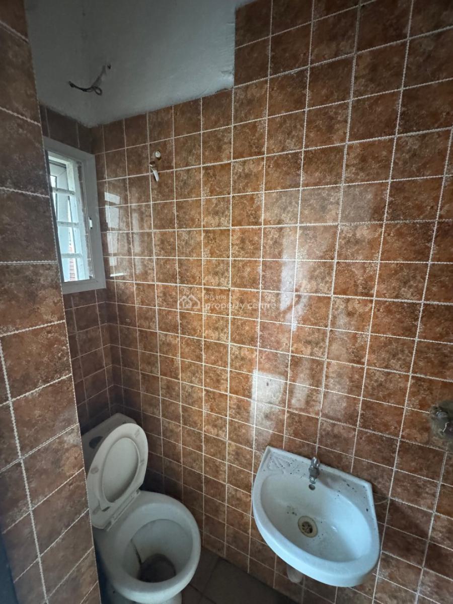 a Spacious Room Bq with Private Space with No Kitchen, Off Eko Hotel Via The Coastal Road, Ikate, Lekki, Lagos, Self Contain (single Rooms) for Rent