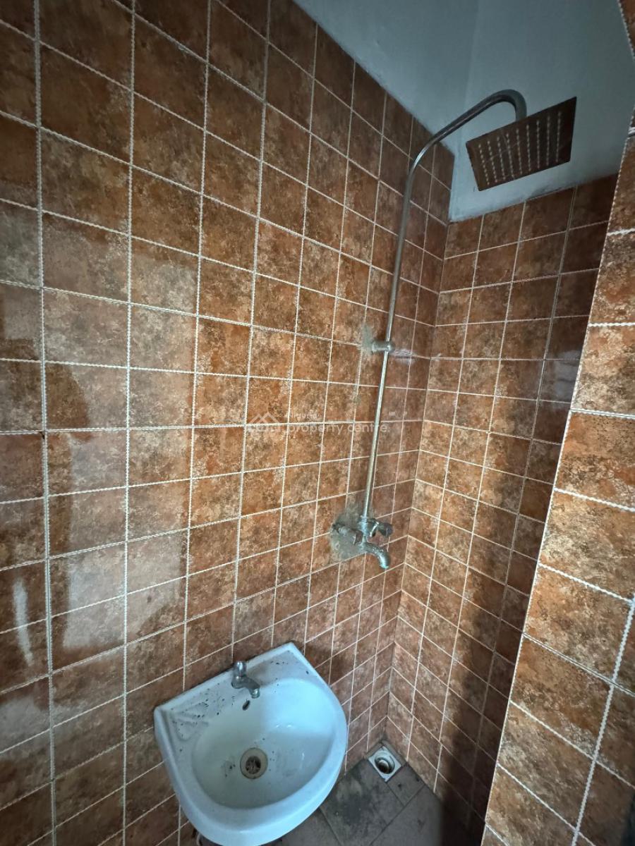 a Spacious Room Bq with Private Space with No Kitchen, Off Eko Hotel Via The Coastal Road, Ikate, Lekki, Lagos, Self Contain (single Rooms) for Rent