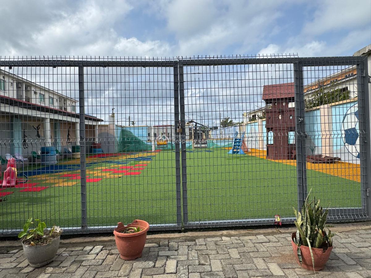 a Spacious Room Bq with Private Space with No Kitchen, Off Eko Hotel Via The Coastal Road, Ikate, Lekki, Lagos, Self Contain (single Rooms) for Rent