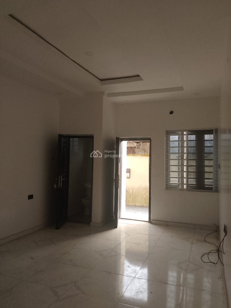 Very Spacious 2bedroom Flat Apartment, Ilaje Mobile Road, Ajah, Lagos, Flat / Apartment for Rent