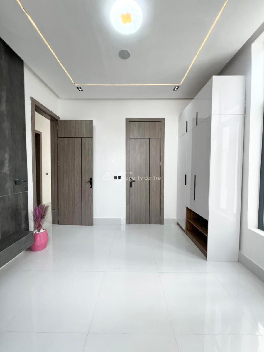 Spacious Luxury 5bedroom Fully Detached Duplex in a Secure Estate, Chevron, Lekki, Lagos, Detached Duplex for Sale