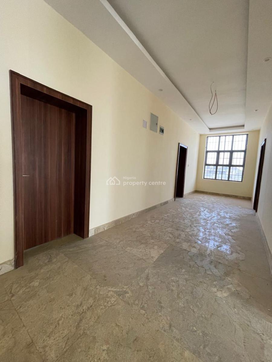 5-bedroom Semi-detached Duplex + B.q, Guzape District, Abuja, Semi-detached Duplex for Sale
