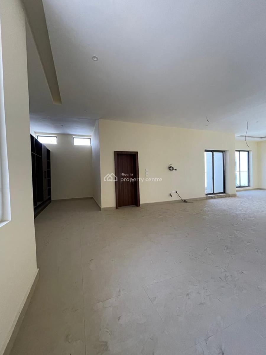 5-bedroom Semi-detached Duplex + B.q, Guzape District, Abuja, Semi-detached Duplex for Sale