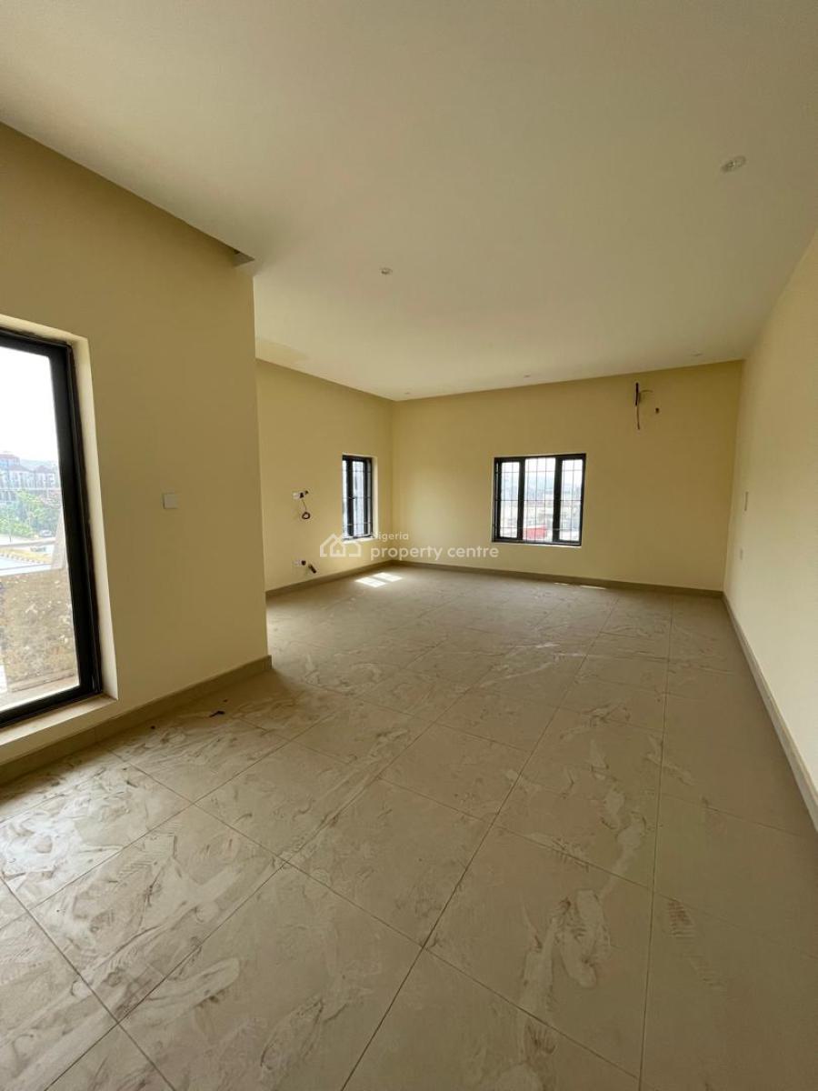 5-bedroom Semi-detached Duplex + B.q, Guzape District, Abuja, Semi-detached Duplex for Sale