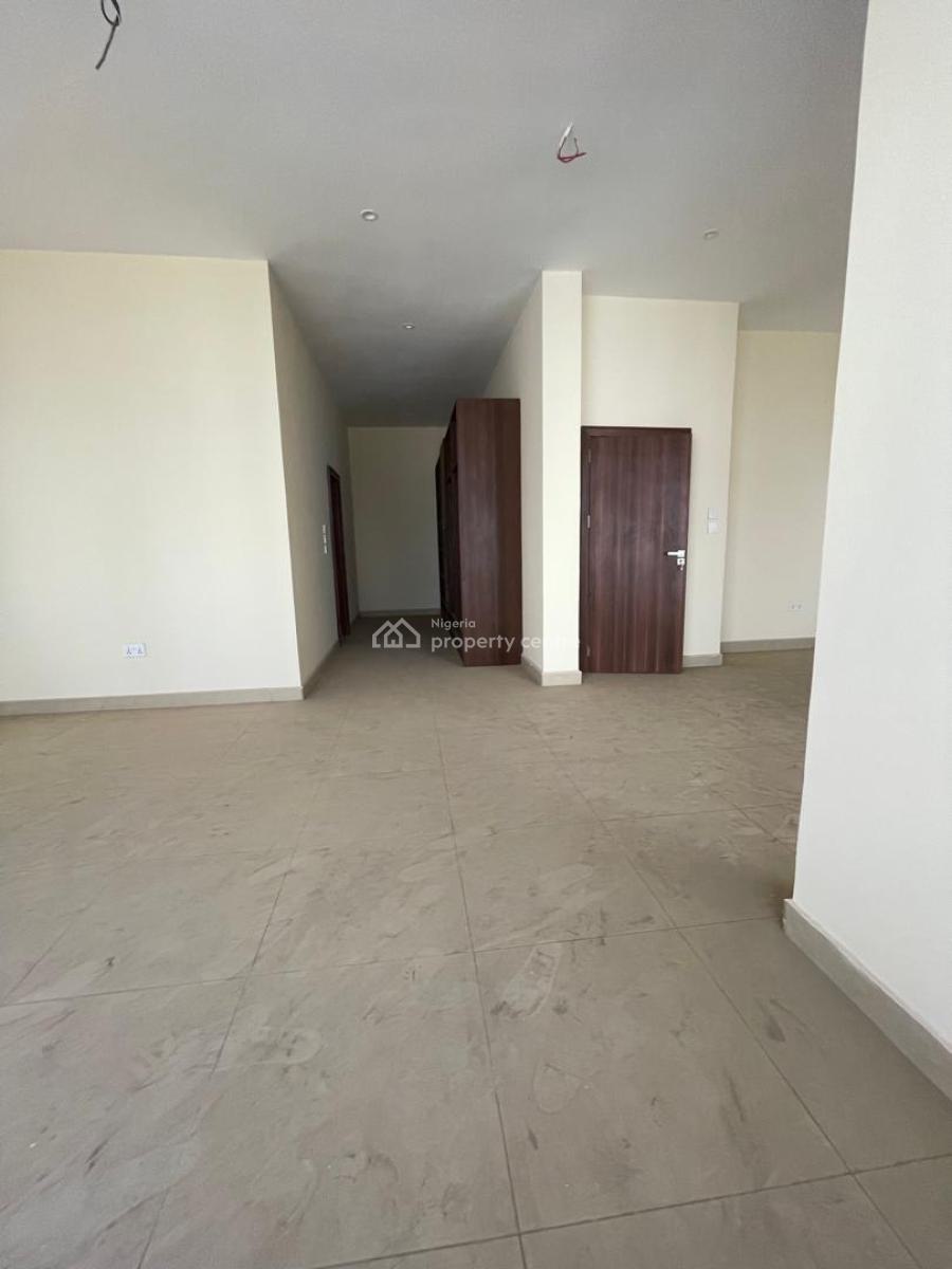 5-bedroom Semi-detached Duplex + B.q, Guzape District, Abuja, Semi-detached Duplex for Sale