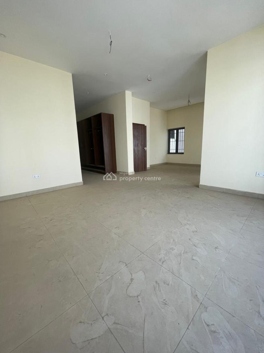 5-bedroom Semi-detached Duplex + B.q, Guzape District, Abuja, Semi-detached Duplex for Sale